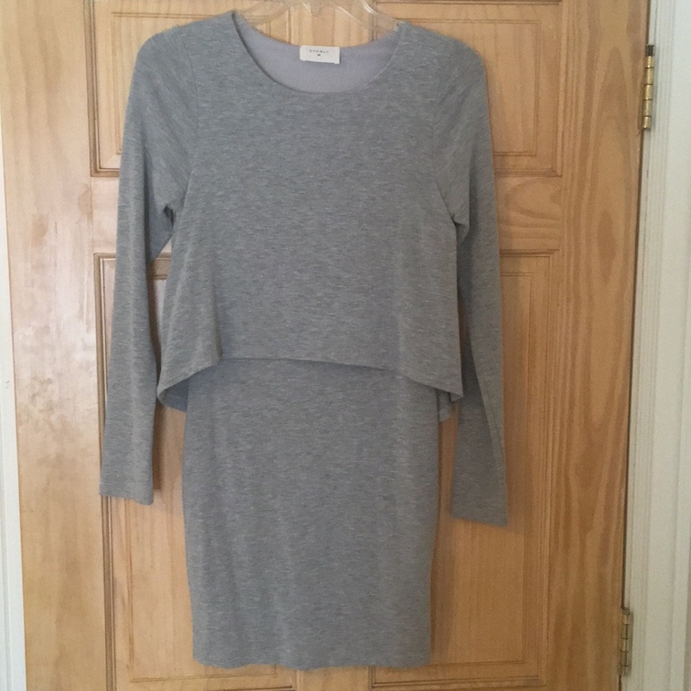 Beautiful Long Sleeved Mini/Midi Dress
